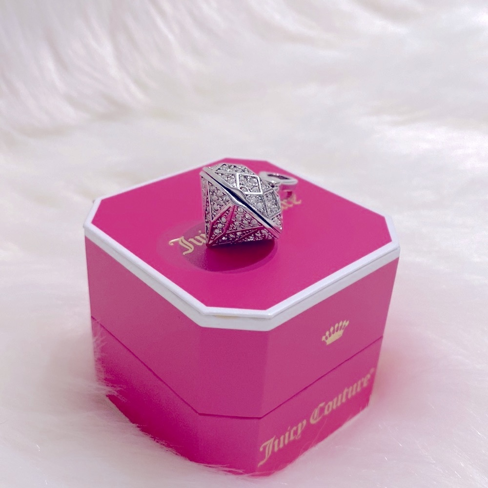 🩷PRICE IS FIRM🩷Juicy Couture Large Diamond Charm NWT - Picture 3 of 16